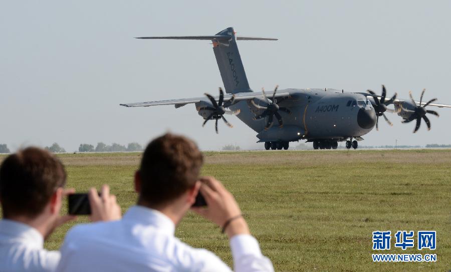 п܇(ch)A-400M܊\(yn)ݔC(j)